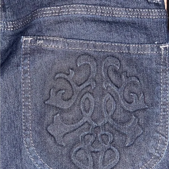 Lee Women's Dark Blue Straight Leg Jeans Size 8 - Picture 5 of 5